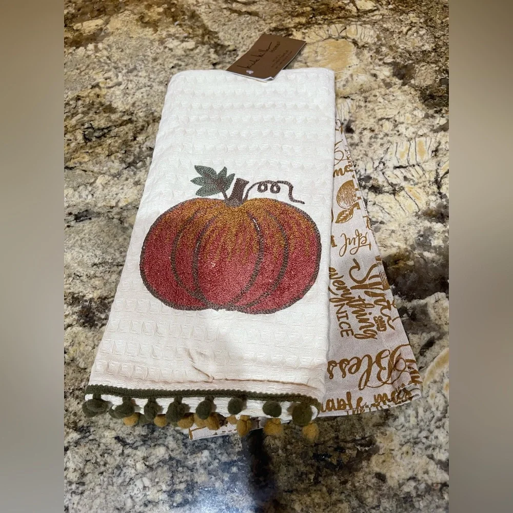 Nicole Miller home embroidered kitchen towel set - luxury details pumpkin - NEW!